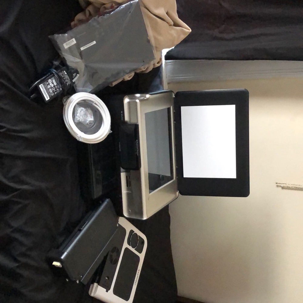 Brand new never used and the price is negotiable!!